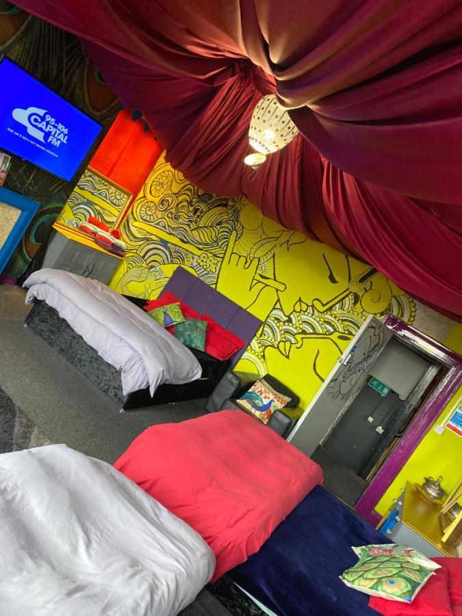 Liverpool Party Pad Hotel Eksteriør billede