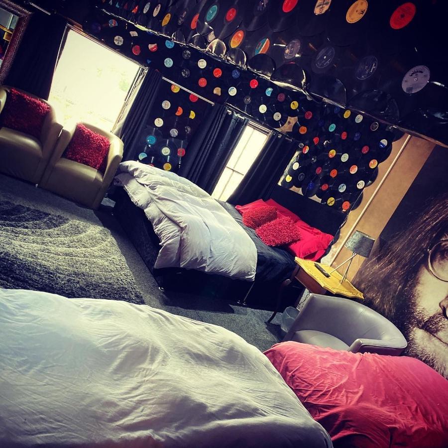 Liverpool Party Pad Hotel Eksteriør billede